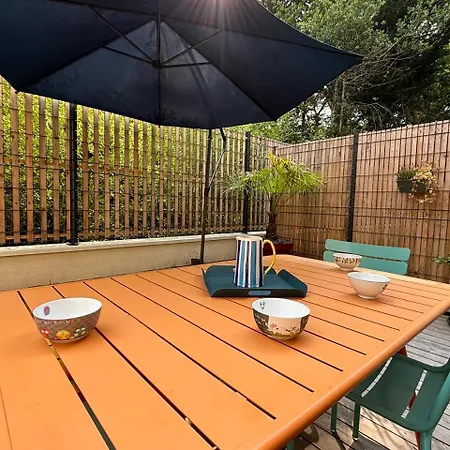 3 Pieces Avec Grande Terrasse, Entre Port Et Hyper Centre * Аркашон