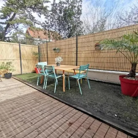 3 Pieces Avec Grande Terrasse, Entre Port Et Hyper Centre Апартаменты