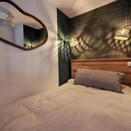 3 Pièces Avec Grande Terrasse, Entre Port Et Hyper Centre Appartement *