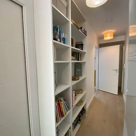 élégant T3 Avec Terrasse Et Parking Privé à *