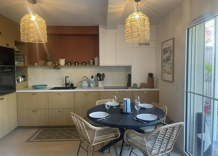 3 Pieces Avec Grande Terrasse, Entre Port Et Hyper Centre * Аркашон